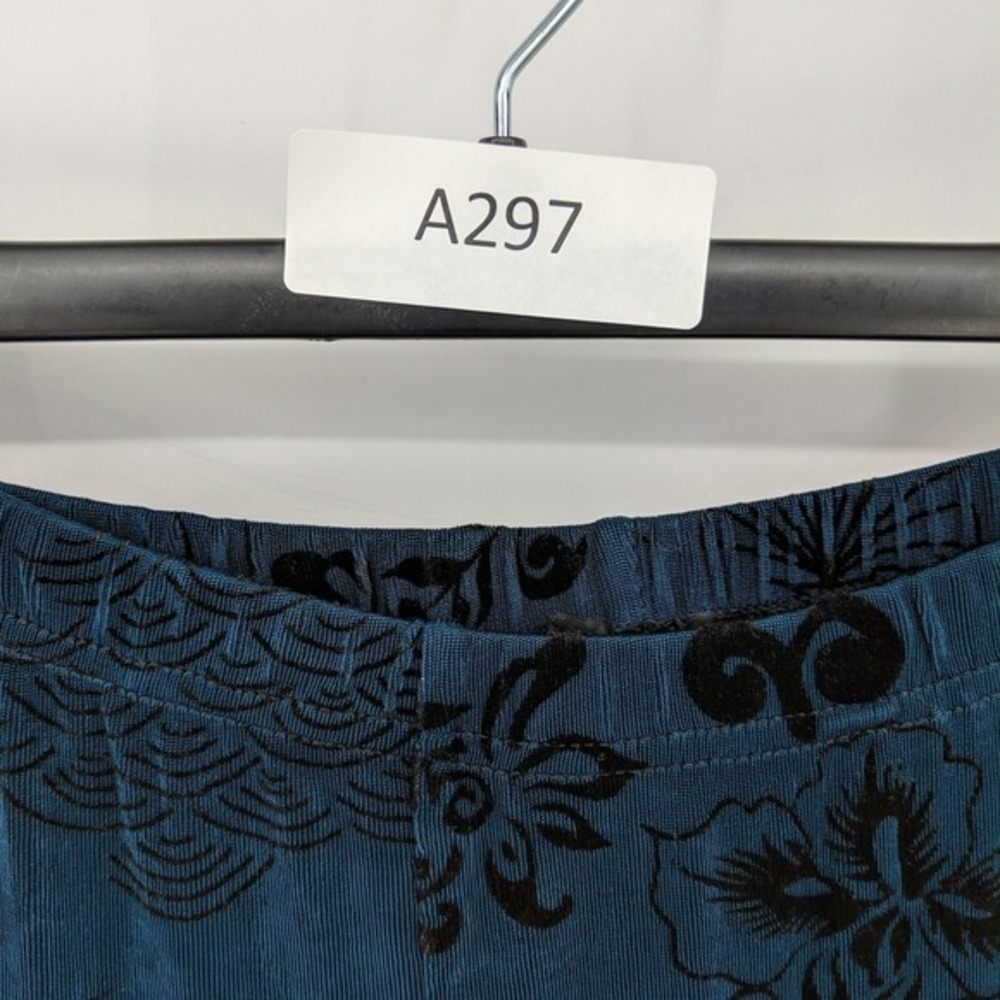 Citiknits Floral Print Elastic Waist Wide Leg Pants Blue Black Women's Size XS - Picture 5 of 5